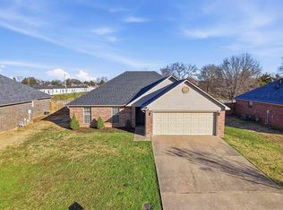 2150 Wilmington Dr, Conway, AR 72034