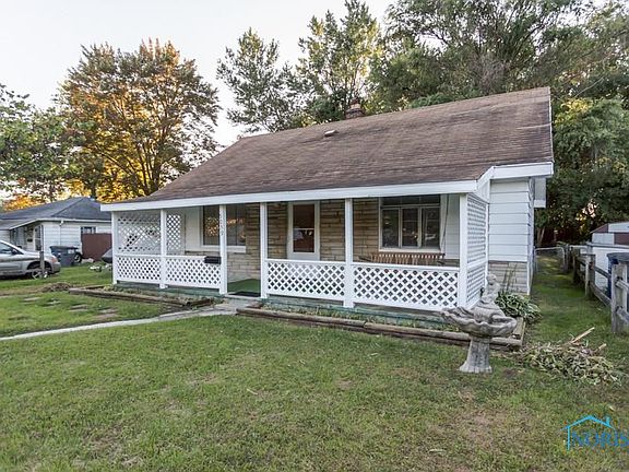 2nd image of 5039 Winona Dr