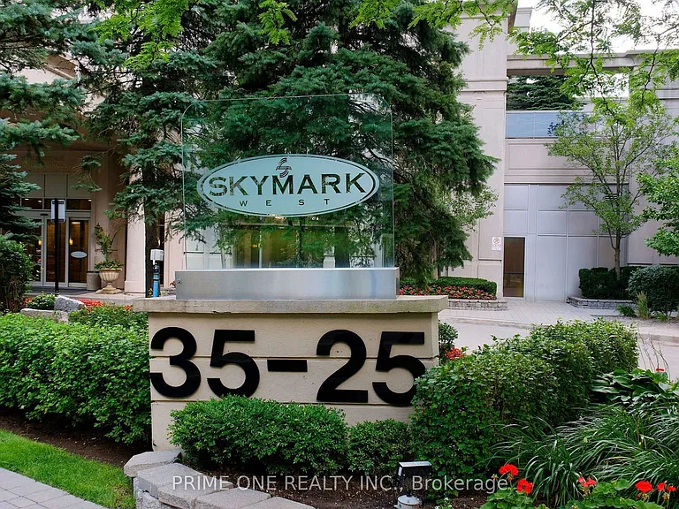 25 Kingsbridge Garden Cir #1421 — Photo 2