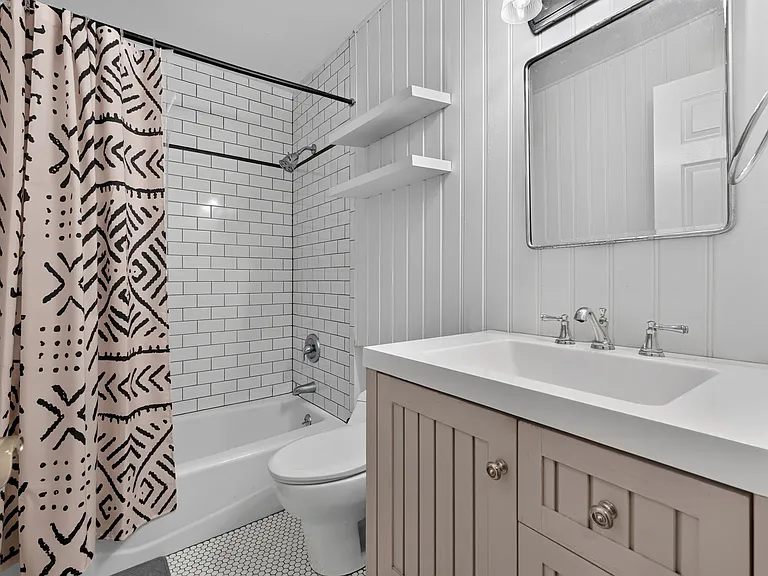 1001 Clinton St #3E — Photo 13