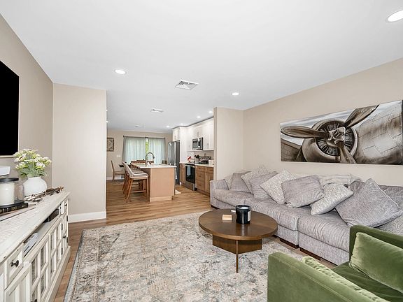 4th image of 3.5 Mt Pleasant Street