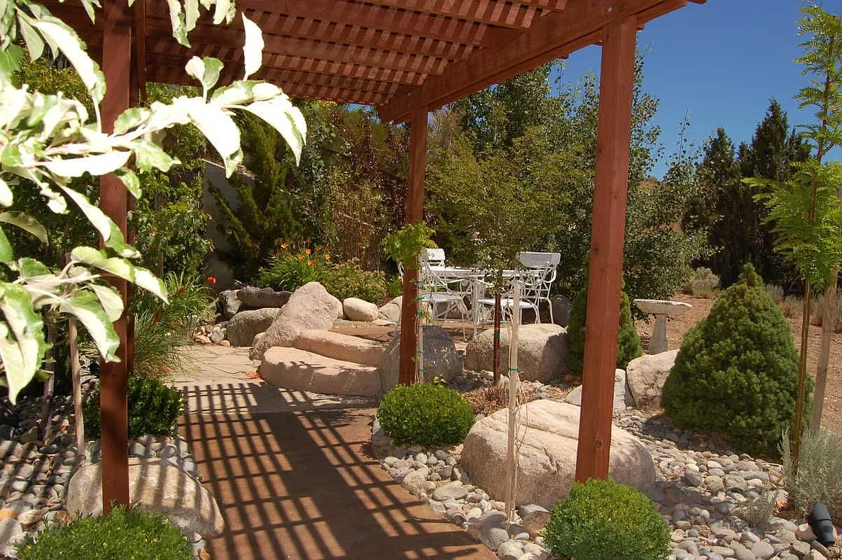 3951 S Westpoint Dr photo 1