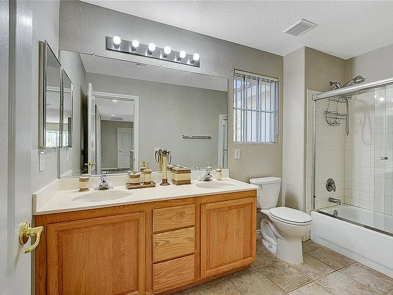 3067 Palace Gate Ct — Photo 34