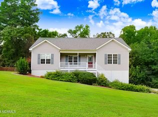 209 N Woodridge Dr, Pikeville, NC 27863