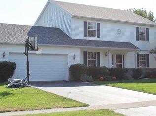 7317 Juneberry Ln, Whitehouse, OH 43571