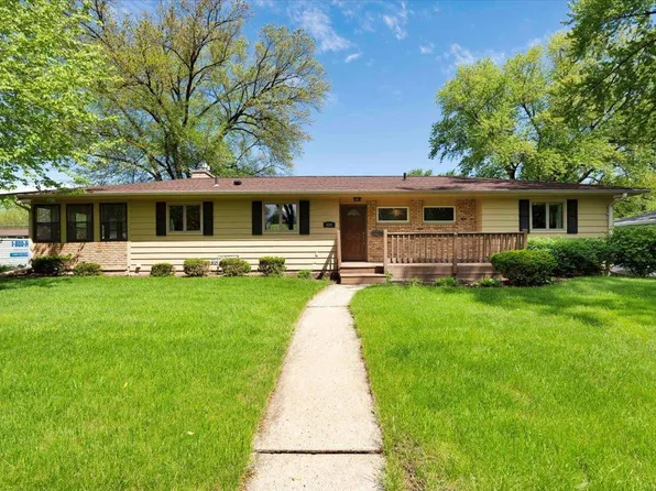 624 West Street, Stoughton, WI 53589