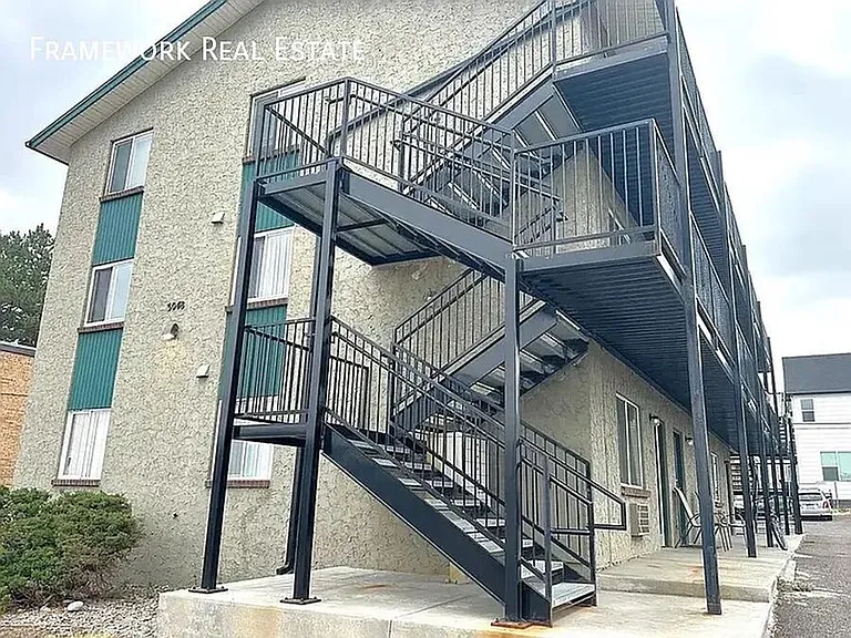 3048 W Amherst Ave #303 — Photo 4