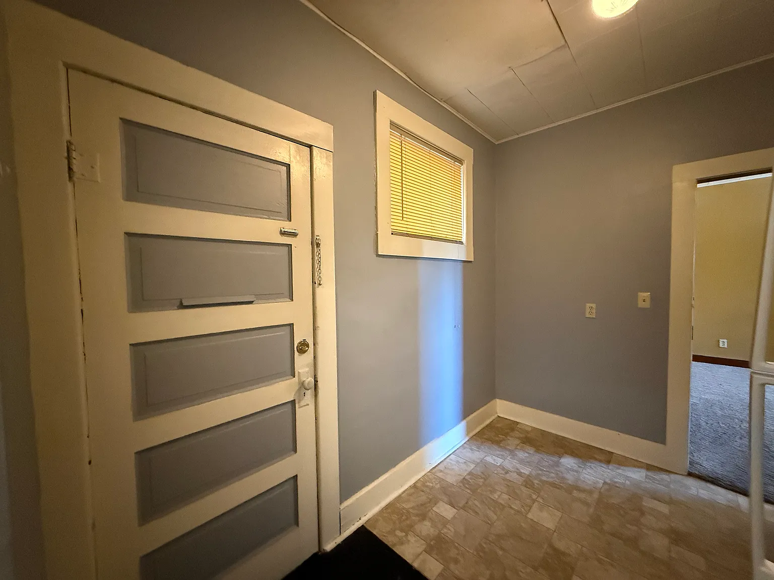 Studio, 435 sqft, $875 — Photo 3