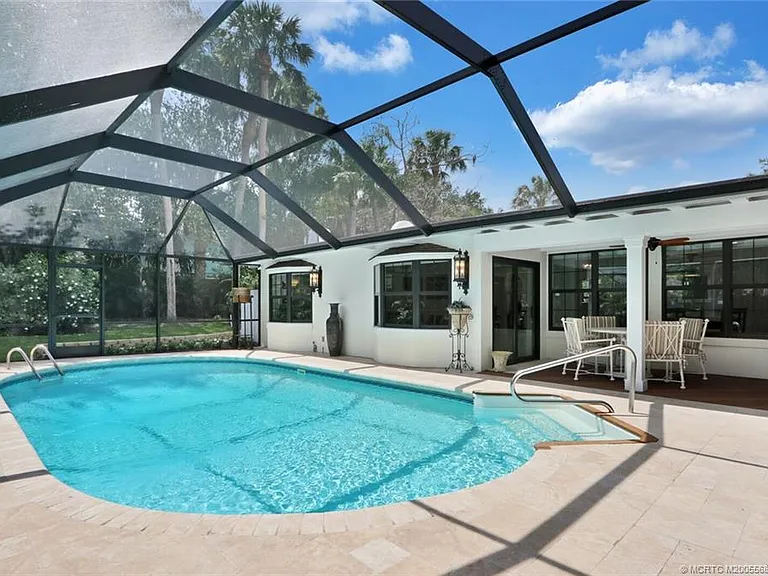 21 Emarita Way — Photo 29