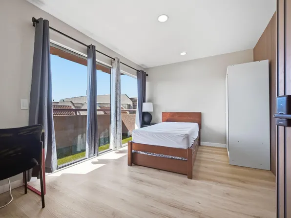 (undisclosed Address), Los Angeles, CA 90012