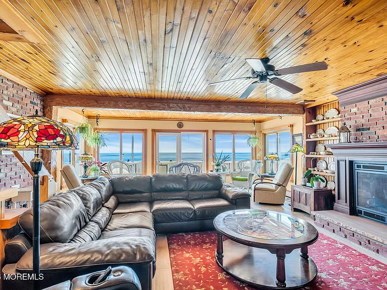 419 Beachfront Front — Photo 12
