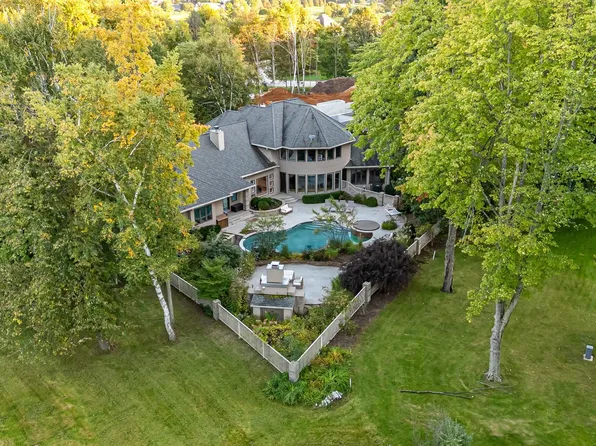 966 Thornberry Creek Dr, Oneida, WI 54155