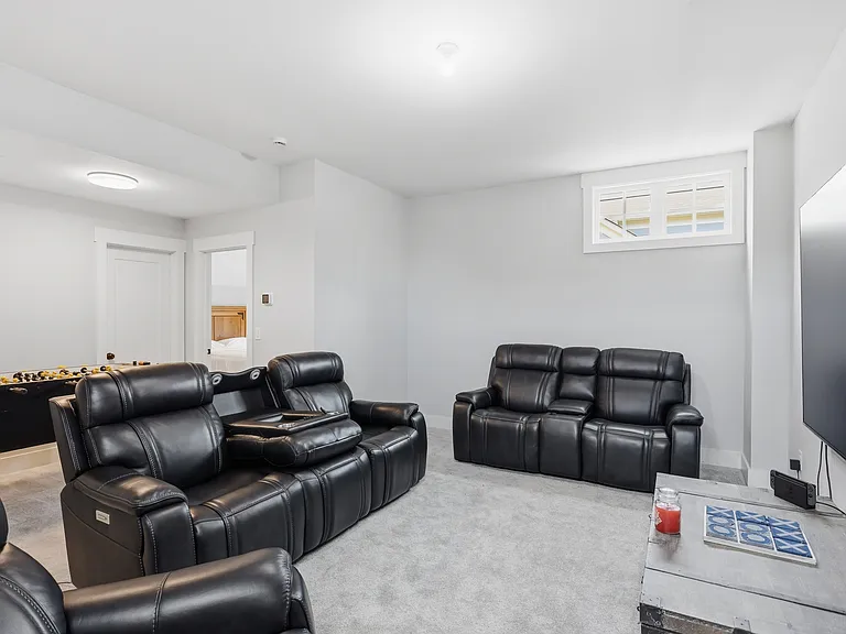 1000 Fendley St #1 — Photo 27