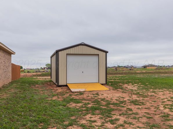 16801 Axis Dr, Canyon, TX 79015