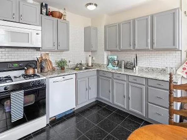 133 Green Ln APT 2, Philadelphia, PA 19127