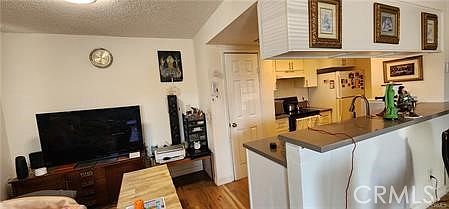 3rd image of 3436 Rainbow Ln