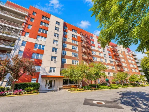 1 Balint Drive #862, Yonkers, NY 10710