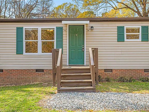 4th image of 2234D Basil Holt Rd