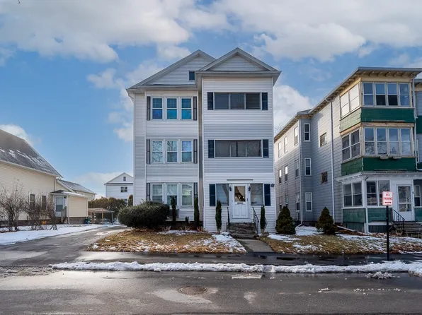 7 Wabash Ave, Worcester, MA 01604