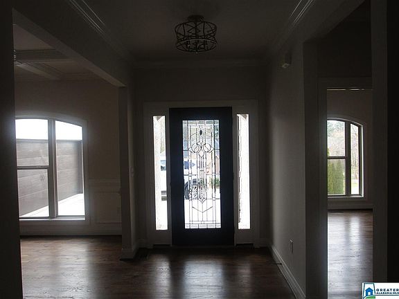 3rd image of 265 Oaklyn Hills Dr