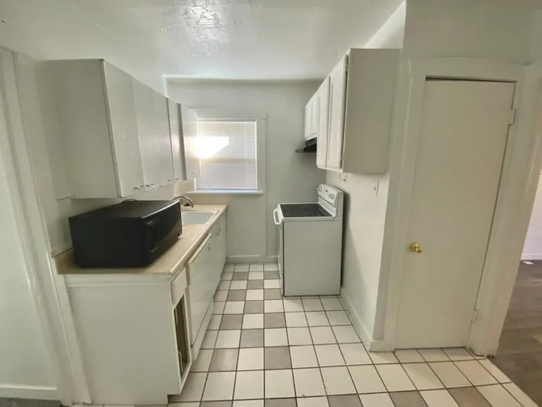 180 E Williams Ave — Photo 7