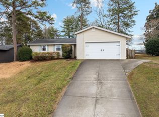 1206 Winding Way, Taylors, SC 29687