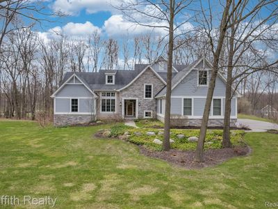 5704 Ciderberry Dr, Brighton, MI, 48116