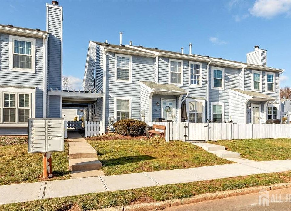 1st image of 86 Almond Dr