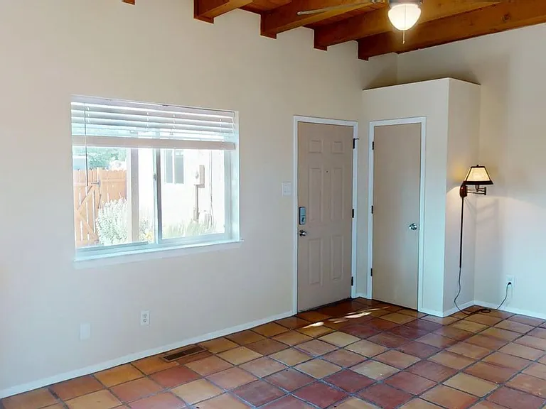 1259 Senda Del Valle — Photo 5