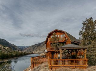 1099 Us Highway 89 S, Gardiner, MT 59030