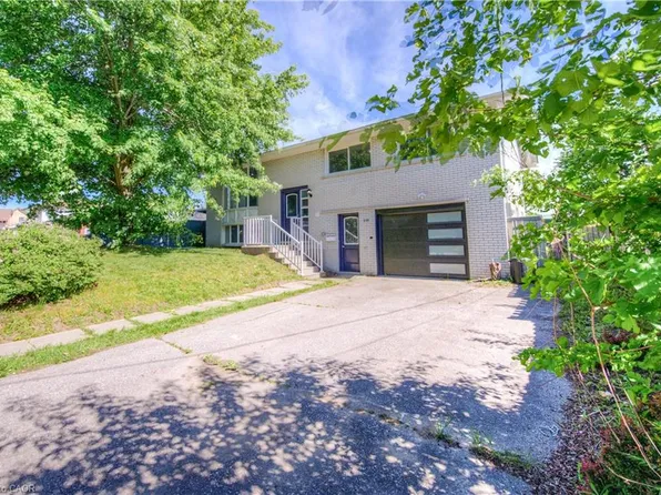 279 Dixon St, Kitchener, ON N2G 3G1