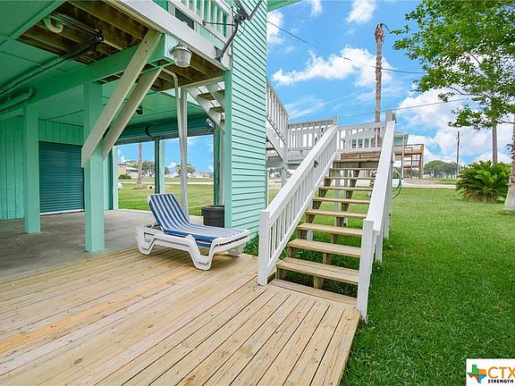 3rd image of 1178 W Bayshore Dr