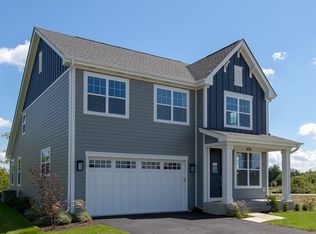 106 Roman Ln, Hawthorn Woods, IL 60047