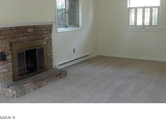 5th image of 11025 Sydelle Dr