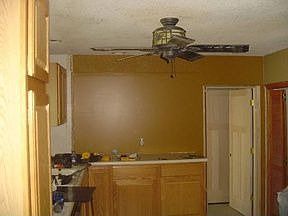 1st image of 604 E Cayuga St