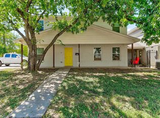 2313 W Devitt St, Fort Worth, TX 76110