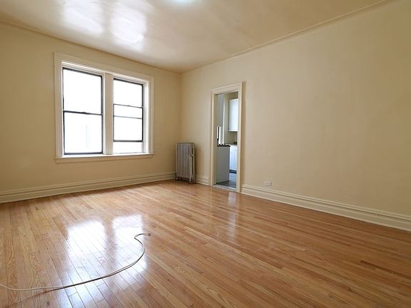 5th image of 701 W 175th St APT 5e