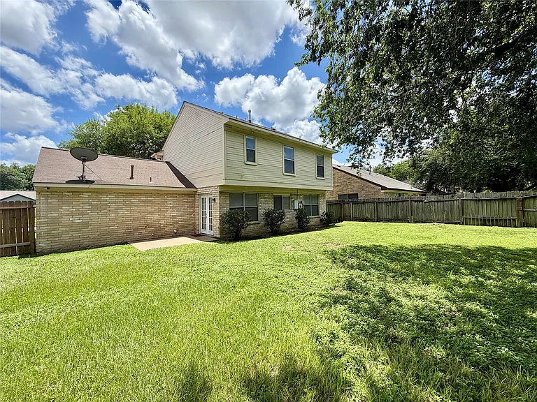 12230 Fetlock Dr — Photo 17