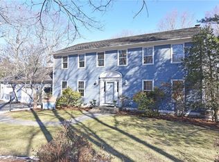 2 Brier Ct, East Greenwich, RI 02818