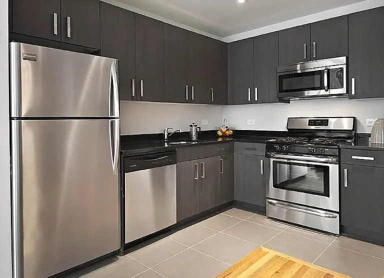 537 W 27th St #4F — Photo 5