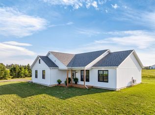 329 Macinnis Rd, Winsloe North, PE C1E0R2