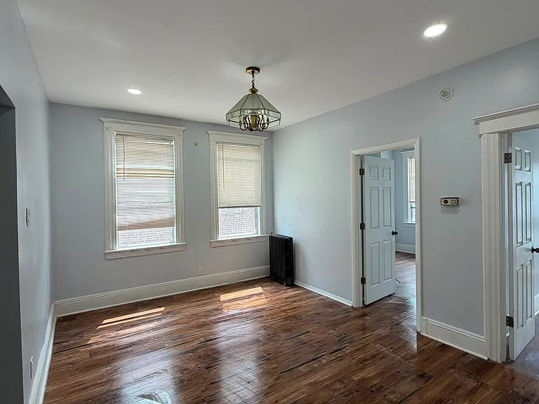 129 W 26th St #B — Photo 7