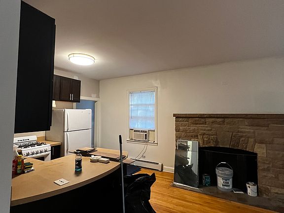 3rd image of 59 S Hickory Ave APT 2