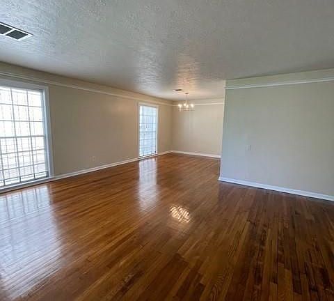 5th image of 1058 Althea Dr