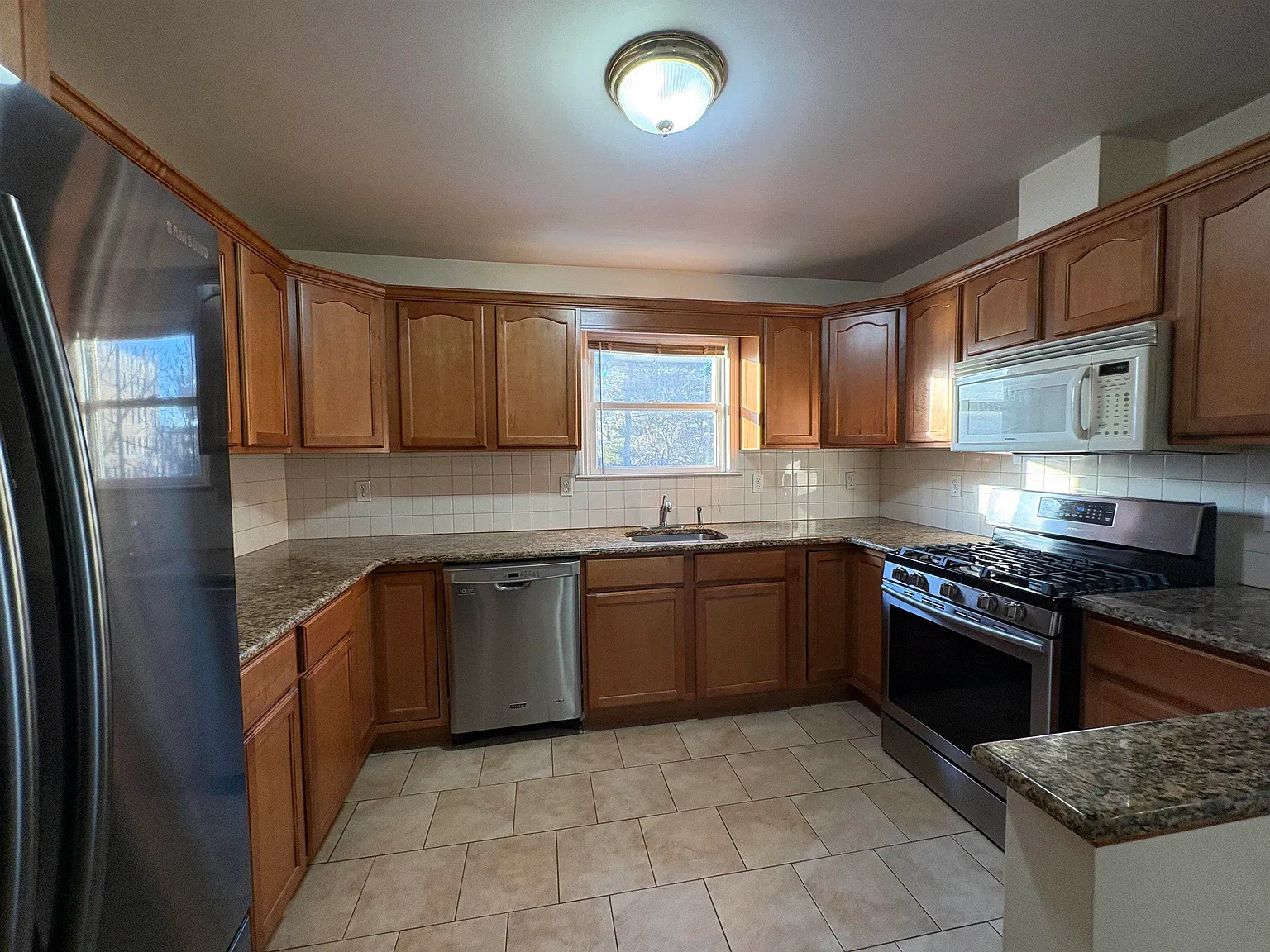 37 Reservoir Ave, Jersey City, NJ 07307 — Photo 3