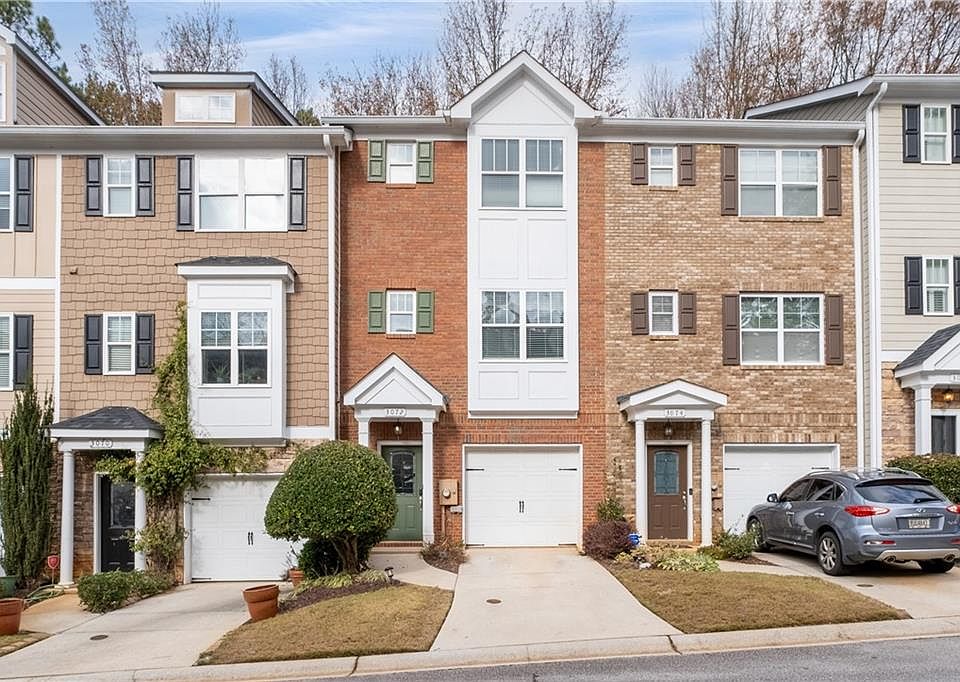 1st image of 3072 Lauren Parc Rd
