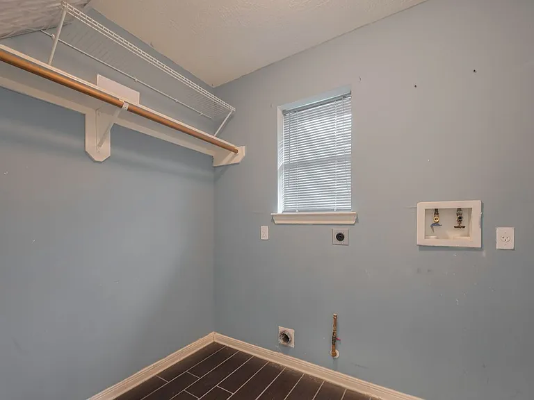 311 N Esplanade Ln — Photo 25