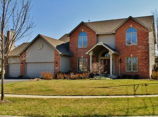 1136 Oak Point Ct, Antioch, IL 60002