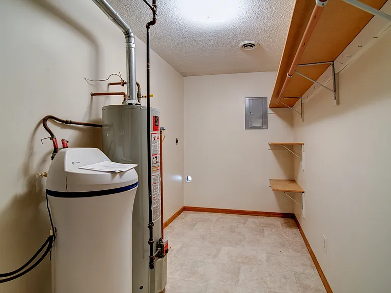 302 Appaloosa Trl — Photo 11
