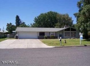 410 S 68th Ave, Yakima, WA 98908